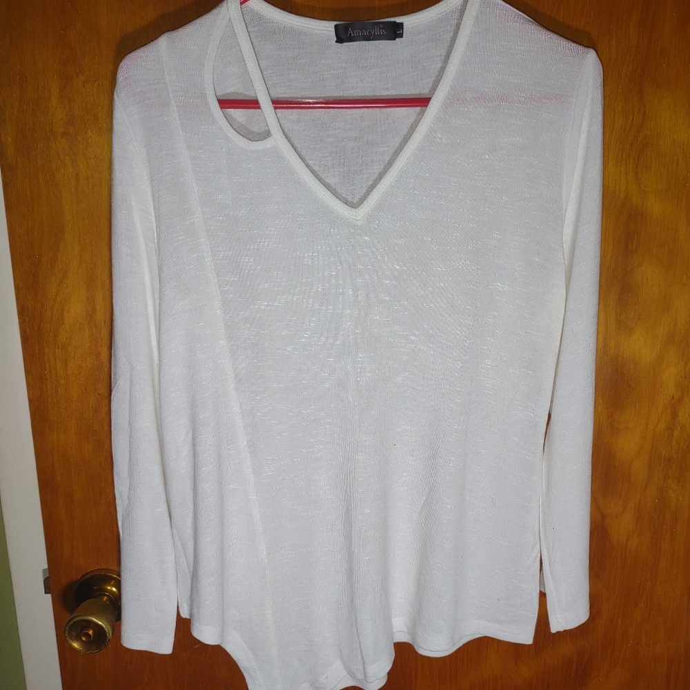 Ladies top.